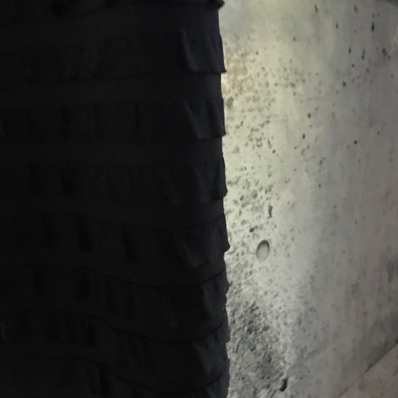 GORGEOUS BLACK DRESS 8 - Picture 4 of 8